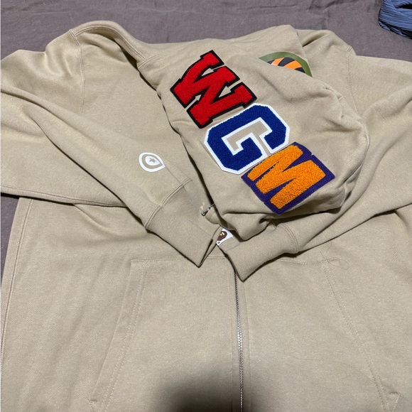 A Bathing Ape hoodie - Picture 2 of 10